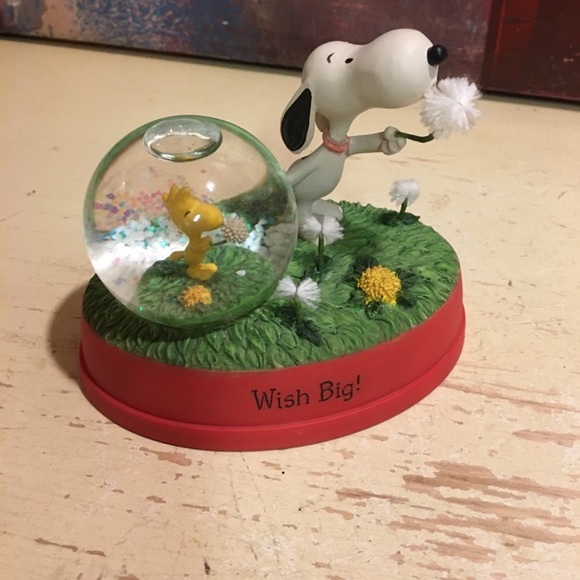 2012 Hallmark Peanuts Gallery Snoopy Figurine " Wish Big ! " - Picture 3 of 10